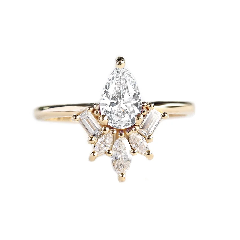 Art Deco Pear Diamond Engagement ring - "Gatsby" ♥