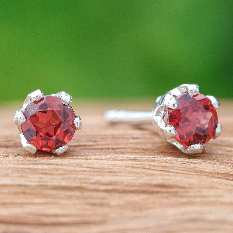 Novica Handmade Perseverance Blooms Garnet Stud Earrings