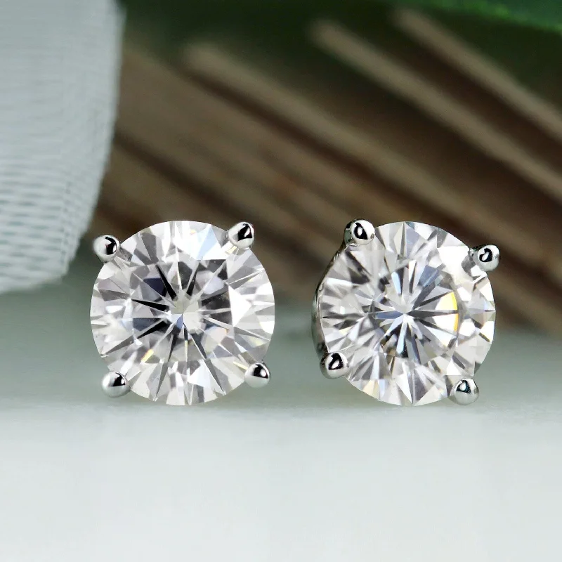 Auriya 2ct TW Round Moissanite Stud Earrings Platinum - 6.5 mm