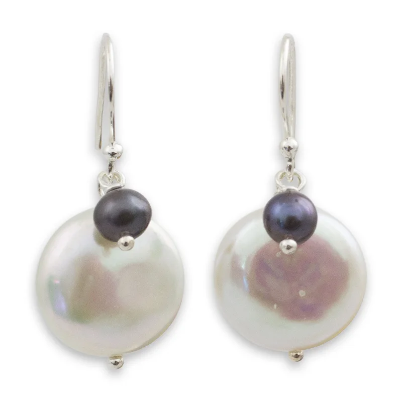 Handmade Sterling Silver 'Pearly Moons' Pearl Earrings (14 mm) (Thailand)