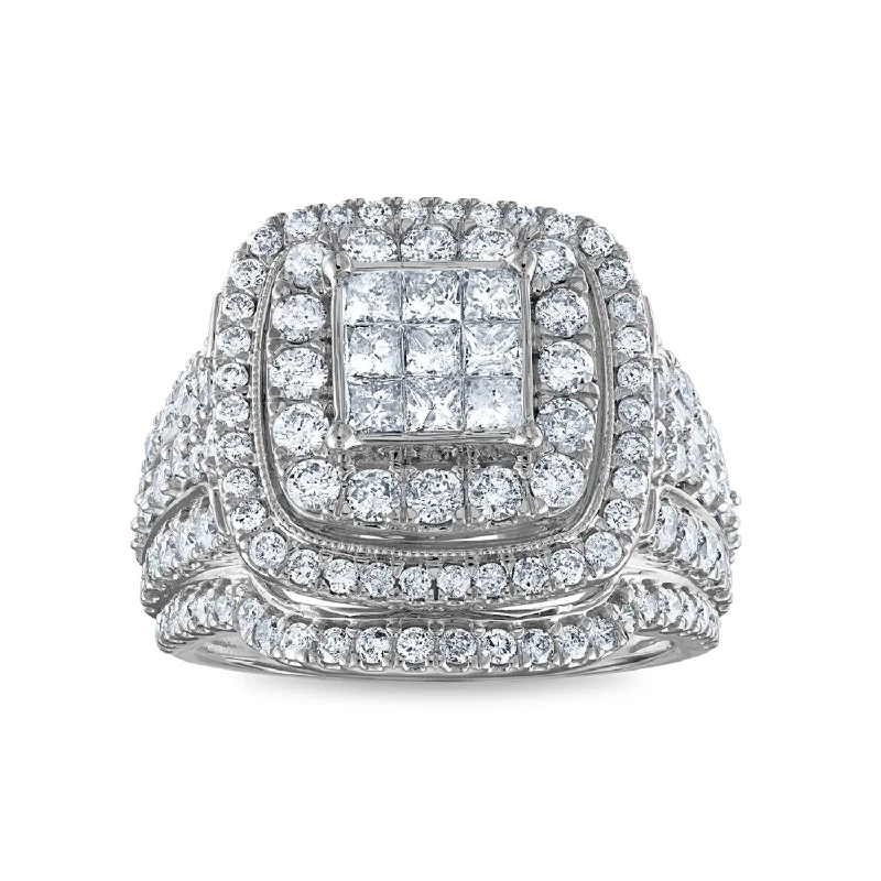 Red Hot Deal  2-1/2 CTW Diamond Cluster Halo Cushion Ring in 10KT White Gold