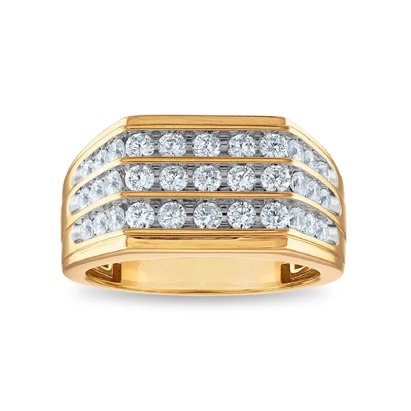 1-1/2 CTW Diamond Ring in 10KT Yellow Gold