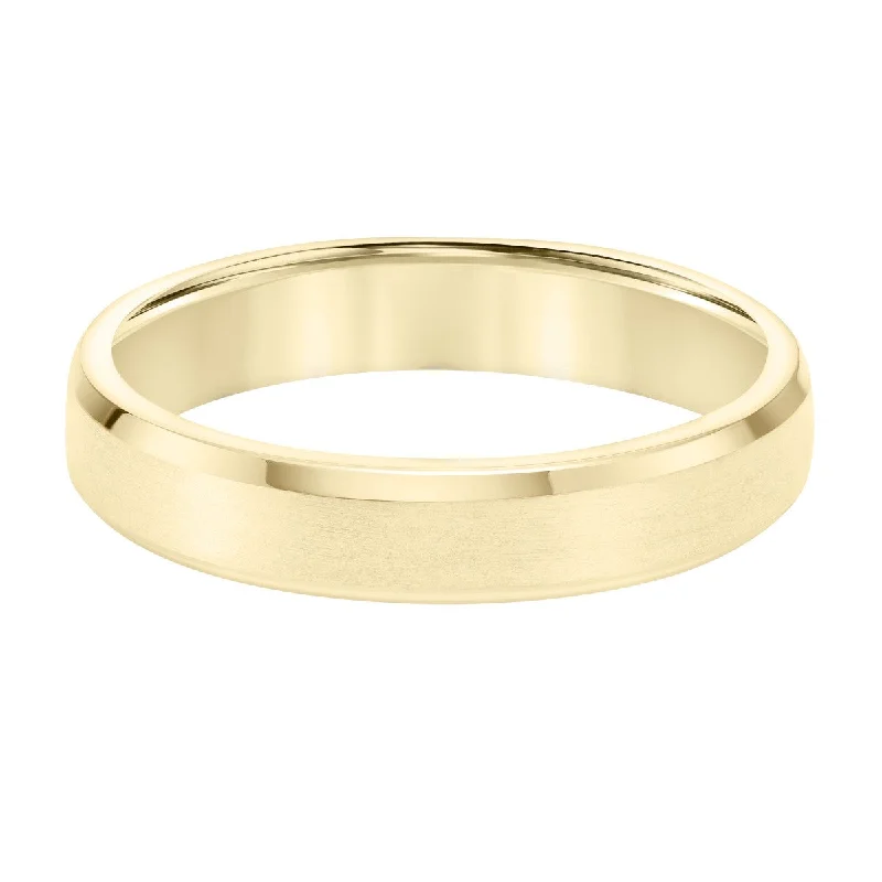 4.5MM Wedding Ring in 10KT Yellow Gold