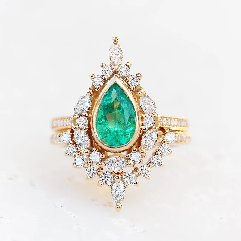 Pear Emerald Unique Engagement Ring Set, "Eva" ♥